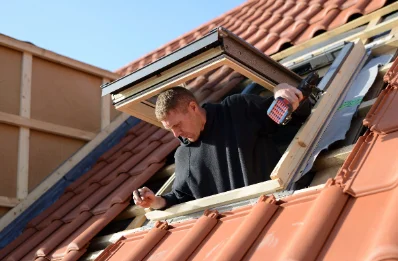 Pose de fenêtres de toit Velux à Rougeux